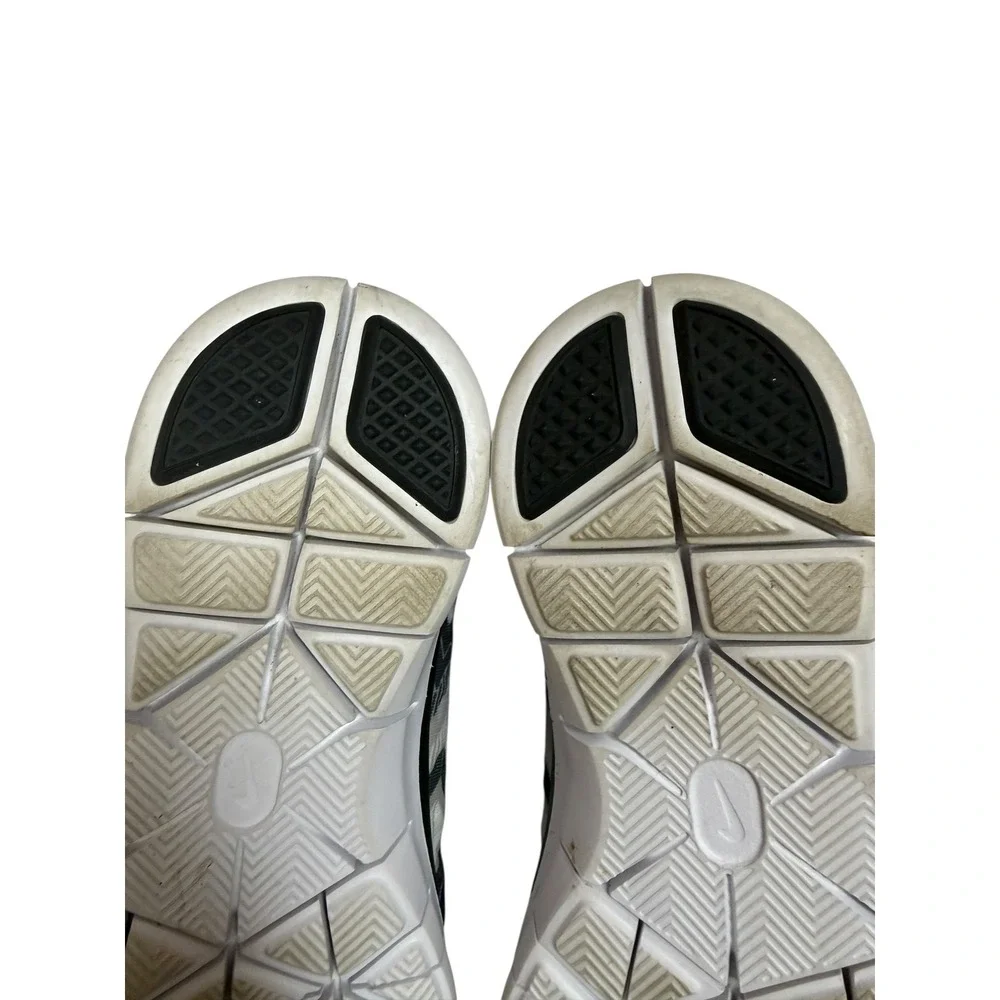 Nike Free 5.0 Womens Training Shoes White Pink Gray Chevron Sneakers‎ Sz 7.5
